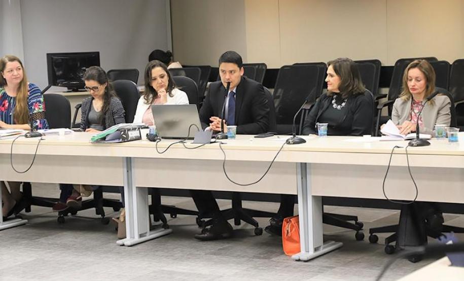 Força-Tarefa Infância Segura aprova orientação sobre ameaça virtual