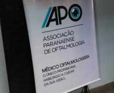 Alunos e suas famílias participaram na manhã deste sábado (07), da Ação de Cidadania promovida pela Secretaria da Justiça, Família e Trabalho na Escola Municipal Julia Wanderley.”Meu pai foi aluno desta escola e sua professora, a senhora Leda Leão’’, disse o secretário Ney Leprevost, ao visitar a feira que ofertou diversos serviços, como senhas para o RG, cadastro para ID Jovem e teste de visão em parceria com a Associação Paranaense de Oftalmologia.  A família do aluno João Lauro Zimermann, 16 anos, ficou 