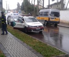 Sejuf promove ação de prevenção ao uso de vans escolares clandestinas 