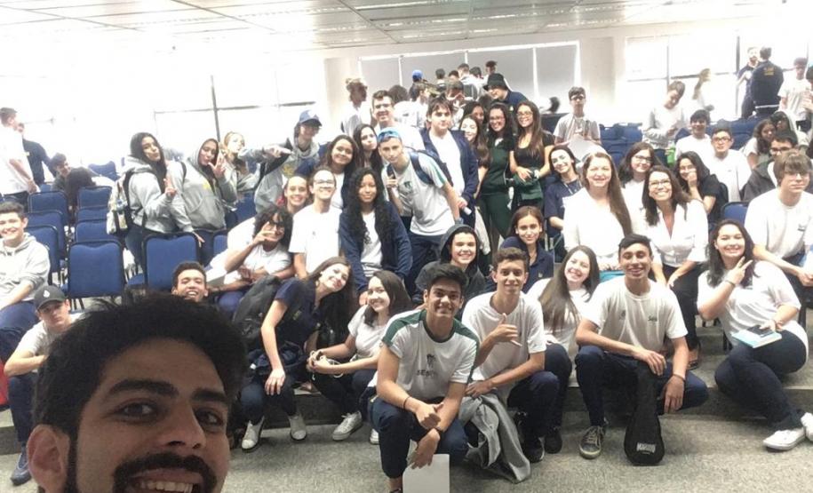 Força-Tarefa Infância Segura promove workshop sobre a “Aprendizagem da Adolescência na Era Digital”