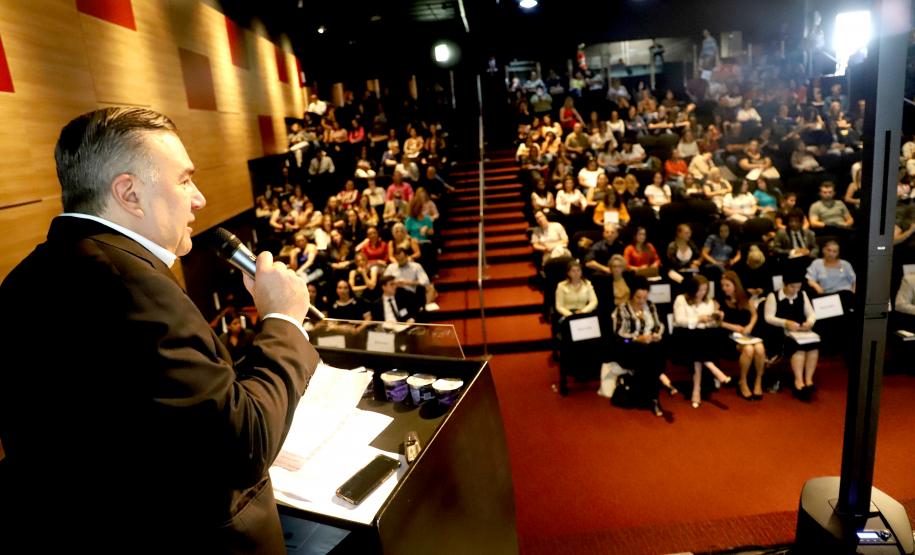 Ney Leprevost palestra no seminário “Marco Legal da Primeira Infância”