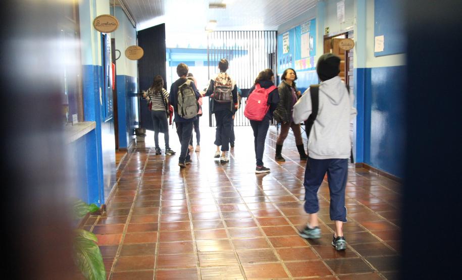 Sejuf promove ação de prevenção ao uso de vans escolares clandestinas