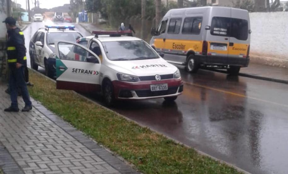Sejuf promove ação de prevenção ao uso de vans escolares clandestinas