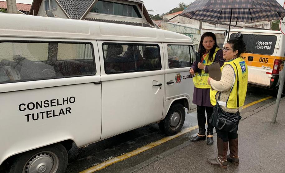 Sejuf promove ação de prevenção ao uso de vans escolares clandestinas