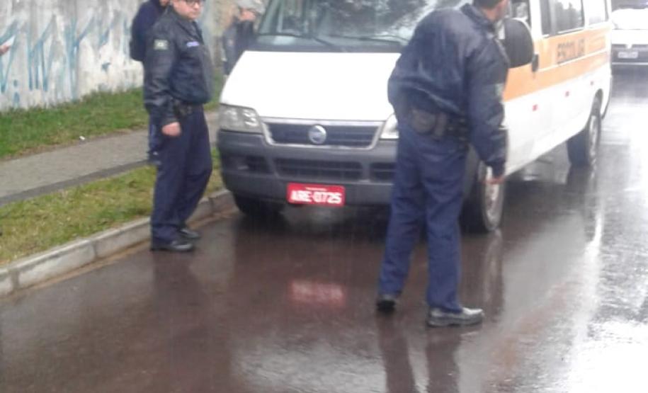 Sejuf promove ação de prevenção ao uso de vans escolares clandestinas